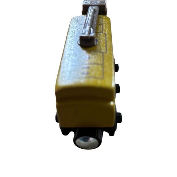 Thomas And Friends Thomas The Train Wood Diesel 10 2019 Magic Railroad GGG82 - Picture 5 of 8